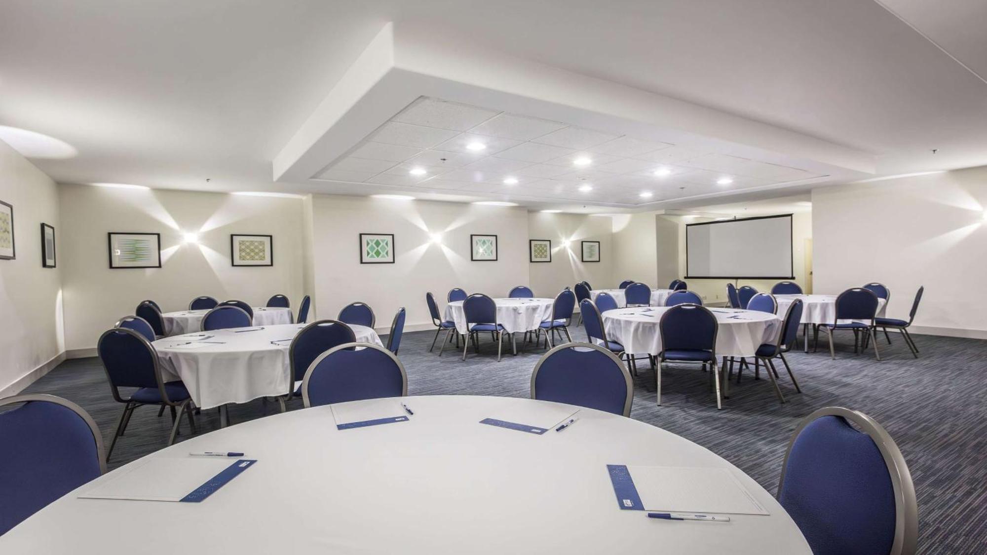Holiday Inn Express & Suites-Regina-South By Ihg Exterior foto