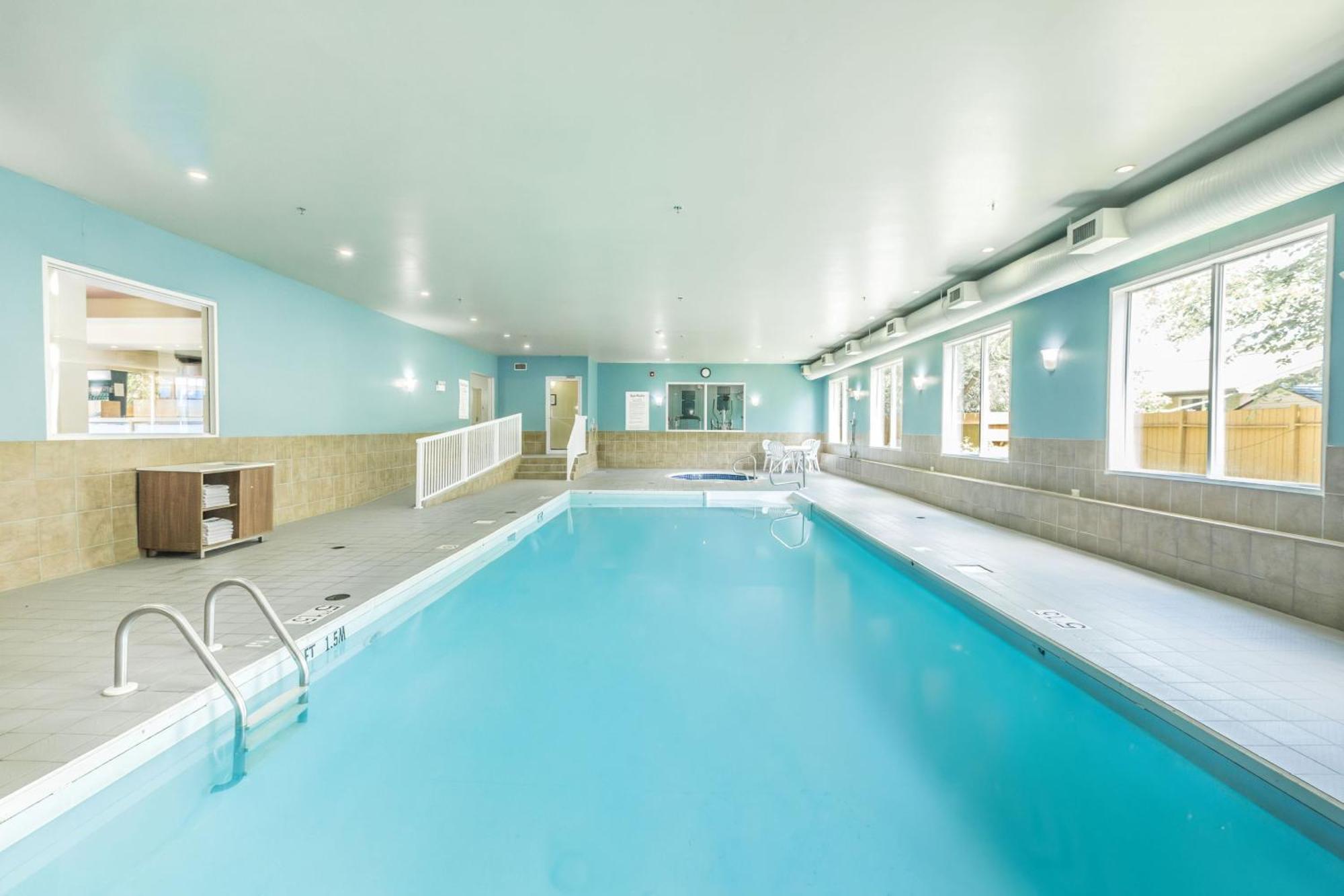 Holiday Inn Express & Suites-Regina-South By Ihg Exterior foto