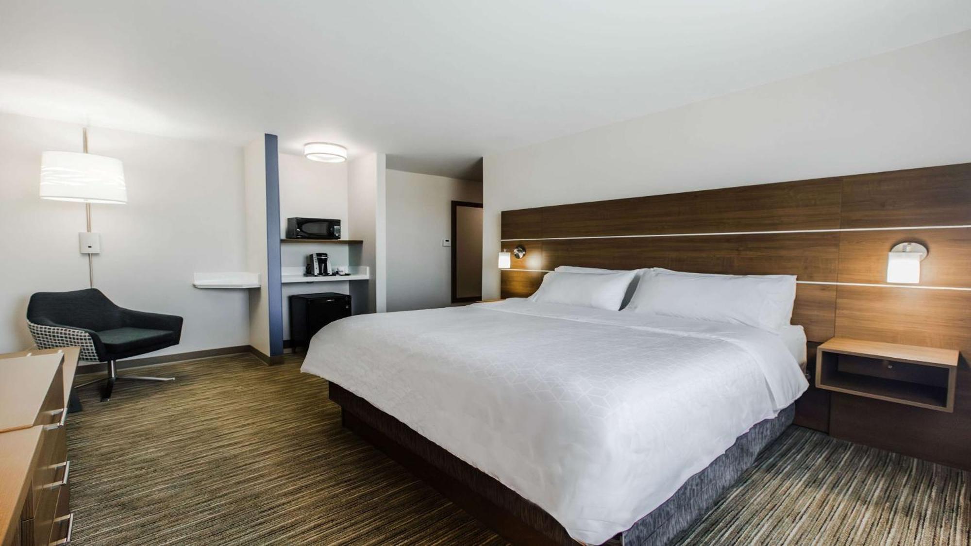 Holiday Inn Express & Suites-Regina-South By Ihg Exterior foto